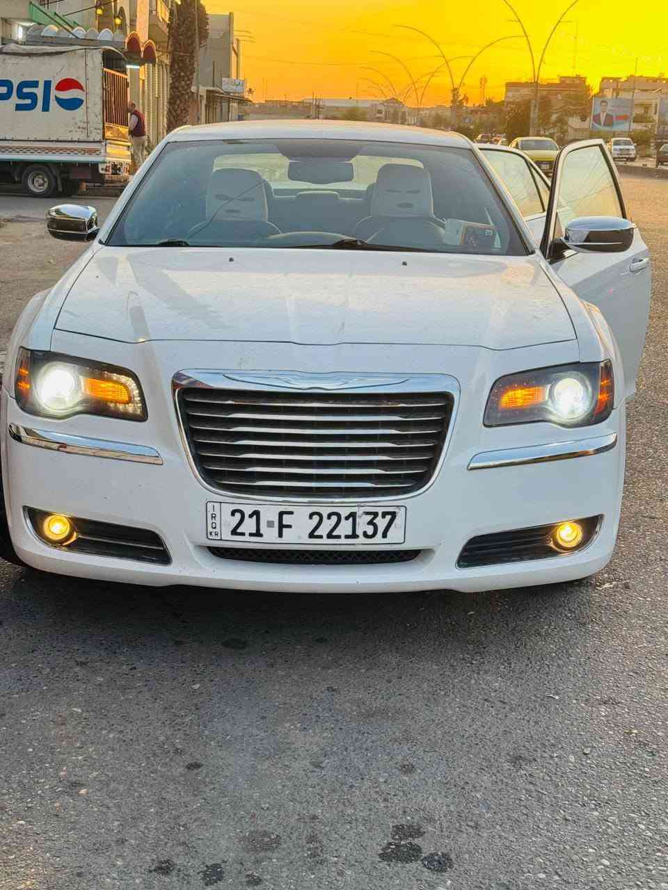 السلام عليكم اوباما مديل 2013بدون ضرر او شرط مامشتغله على الخط فول مواصفات بدون فتحه داخل اسود كشنات جلد بسمي شرط التحويل السعر 180او بيها مجال.. رقم ***********
