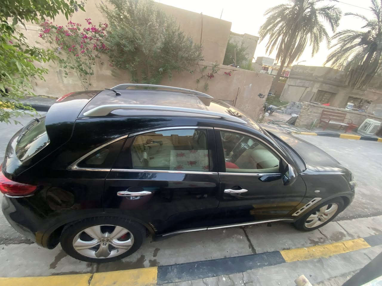 السلام عليكم  هاتق /***********
سياره نيسان انفنتي 2010
FX35 خليجي رقم اربيل 
سياره مكفوله من دعاميه للدعاميه 
السياره فول موصفات 

 الكير والمحرك خير من الله 
صدر جديد امامي خلفي
شاشه 
DVDبي ريمون تحكم 
حساس امامي وخلفي
جنطه شفط
فتحه بتنته
اربعه كامرات 
لمري شفط
لايت زنون عالي وناصي 
ويل رياضي 
تبريد خير من الله كشنات جلد تبريد كشنات بيهن خزن  هم
مكاني بصره سعر 110$ بي مجال للشراي
