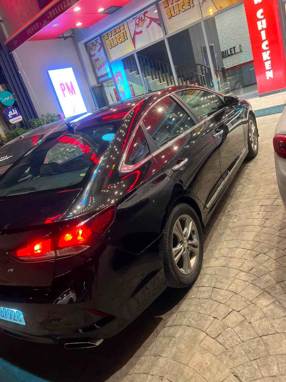 السلام عليكم سوناته 2018فول مواصفات عده الفتحه بصمه داخل جلد كشنات كهرباء تدفئة بل كشن بجم زنون محرك 2400ماشيه 60حادثه جاملغ وبنيد بدون دواخل سياره جدا نضيفه سعرها 118مكاني بغداد الكاظمية ***********
