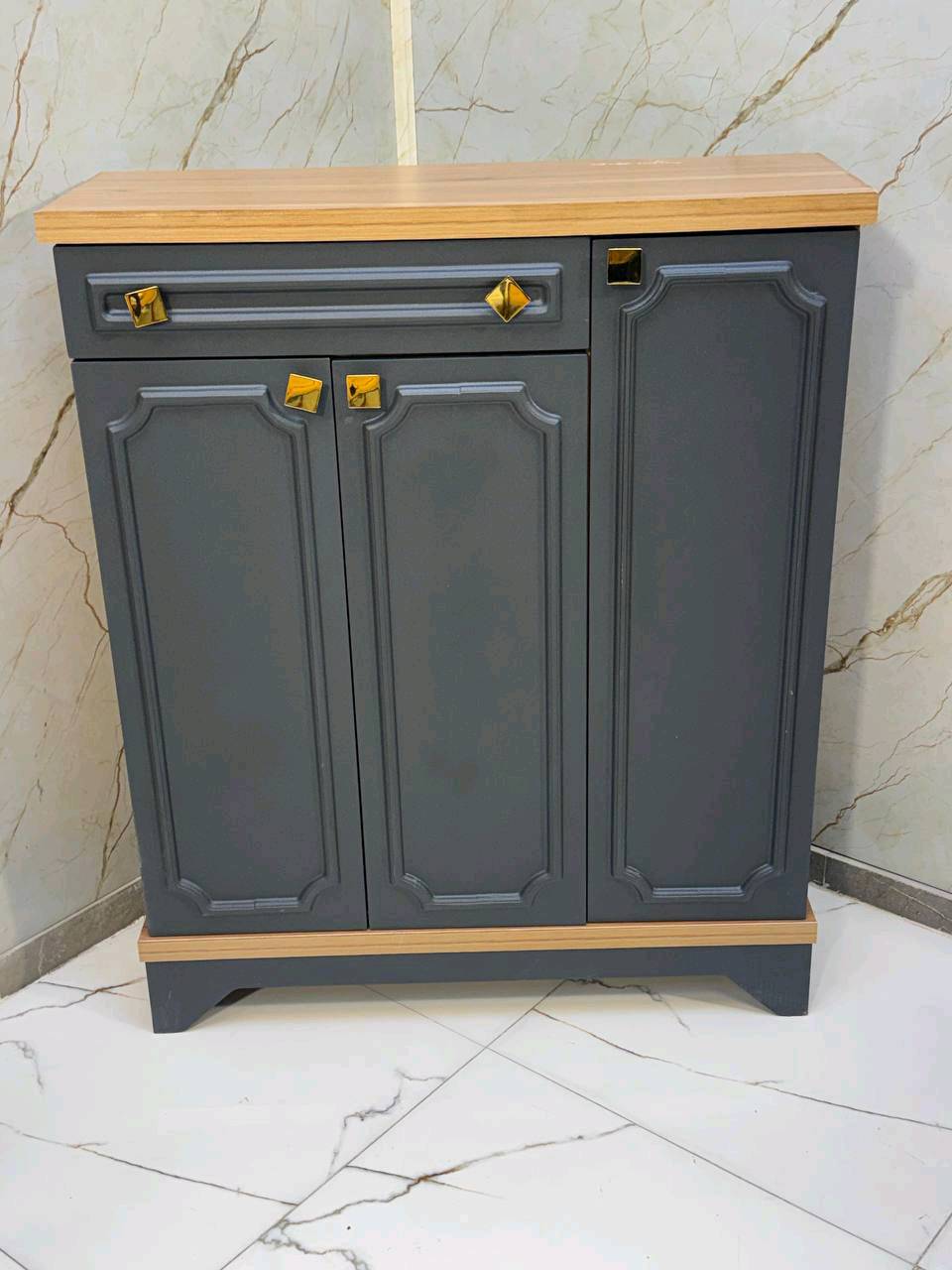 جزامة  ايراني 

السعر 130 الف





توصيل داخل بغداد  5 
جميع  المحافظات 10 الف 🚚🚛