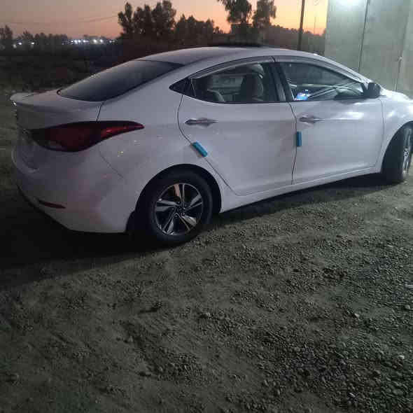 السلام عليكم النترا موديل ٢٠١٥ مكفول من الضربة وتبديل بيه قطع وحده صبع أثر شخوط
محرك ١٨٠٠ لا تبخير ولا تنقيص وممفتوح
تبريد شقال صدر أمامي خلفي جديد
سياره فول 1/1 عده لبصمه قطعتين بريد
ماشيه ١٢٠ مابيه اي نقص رقم بغداد جديد
لسعر ١٢٥ وبيه مجال ***********
مكاني بغداد سريع ليوسفيه
