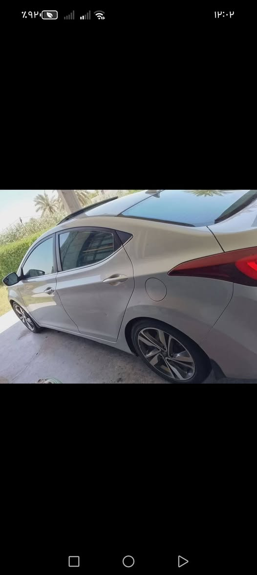 السلام عليكم مضلع للبيع موديل 16 بيها ثلاث قطع بدون دواخل والسعر 108 وبيها مجال*********** نتصل وتدلل
