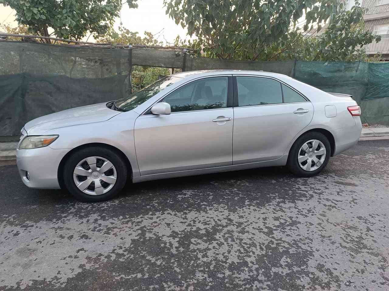 كامري موديل 2011امريكي 4 قطعه سبخ بي داخلي گيرو مه كينه بشه رت تحويل غرامه بشه رت سعر 105$  ......غرامه مليونه ك و200 هزار غورامه يل سه ر ديش بر سعري هينه خاري
*********** تيل
