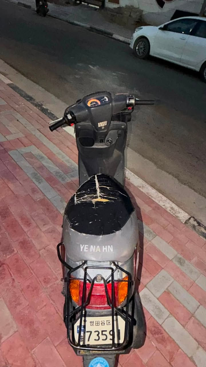 منغولي للبيع الدراجه نظيفه كفرات بلاديه مجفته مره وحده السعر 350 وبيهه مجال
الرقم ***********
