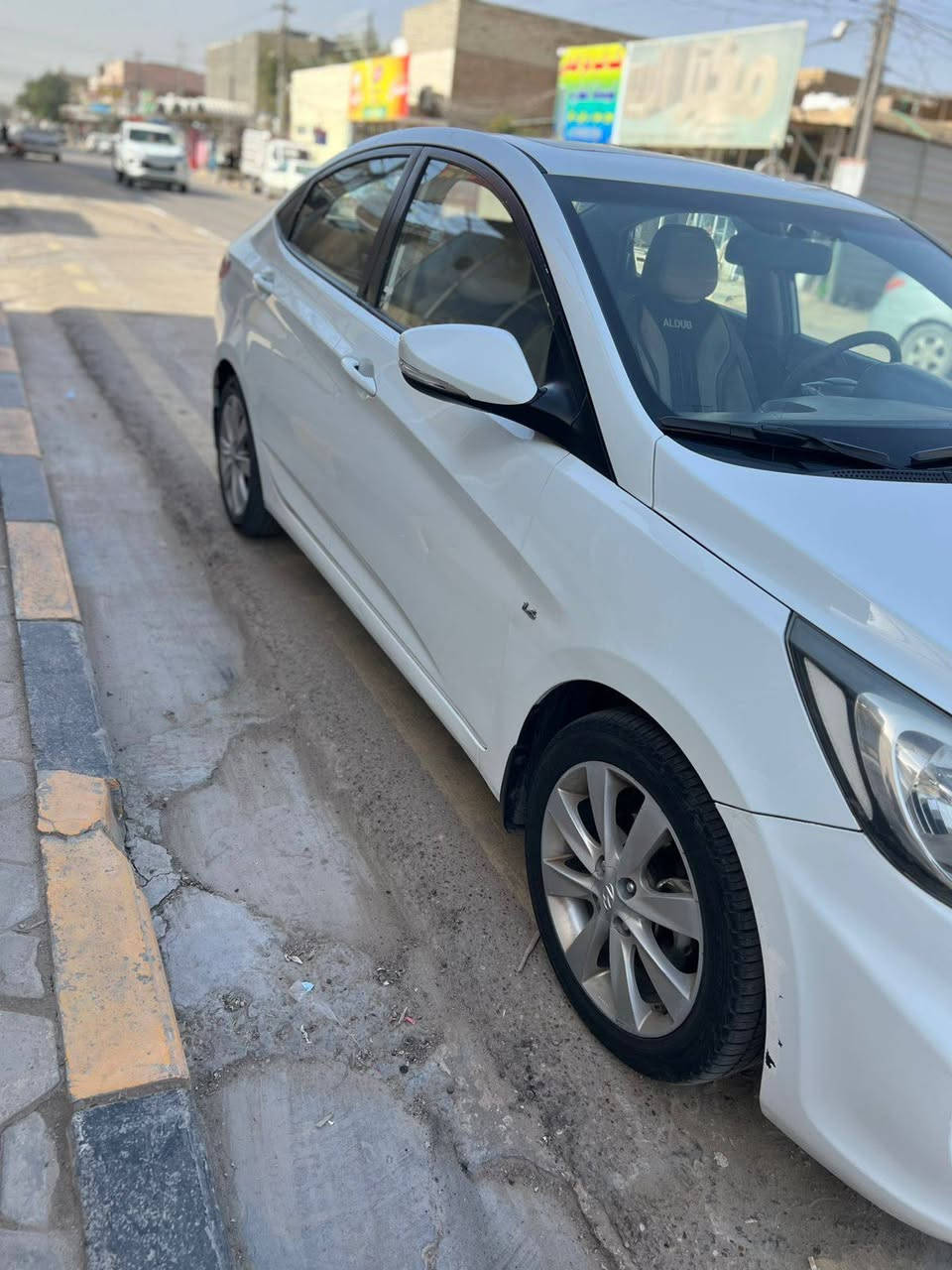 اكسنت موديل2011
سياره نضيفه  ستخدام موضف 

كفاله عامه فقط بارد بل دور جاملغ الخلفي بصيط جدان جاهزه من كلشي 

تبريد ثلج مواصفات 

فتحه تحكم ستيرن 

سنويه لحد2027وبسمي سياره

السعر110وبيه مجال

***********
