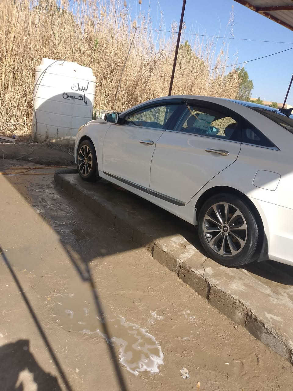 السلام عليكم سوناتا موديل 2011 خليجي بأسمي  فول مواصفات عدا البصمه بني راما تبريد قطعتين مري شفت مكينه 2400 دوش بيه بارد بل هلال كلش بسيط وصبغ شبرين باب السائق فقط الباقي كفاله عامله مكاني حصوه الاسكندريه ***********
