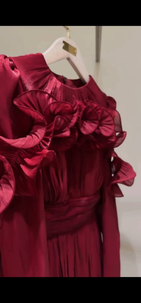 الاستفسار والحجز فقط واتساب+9647775744834
فستان الاميره خامه اوركنزه مبطن  الايطالي كوالتي عالي 
قياس 48/46/44/42/40/38/
سعر42


**إذا كنت صاحب هذا الإعلان وتريد حذفه لأي سبب، رجاءا أرسل رسالة إلى الدعم الفني**