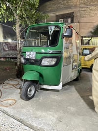 تكتك TVS للبيع مرقم بغداد تحويل ثاني يوم تفاصيل اتصل ‭0773 337 1038‬