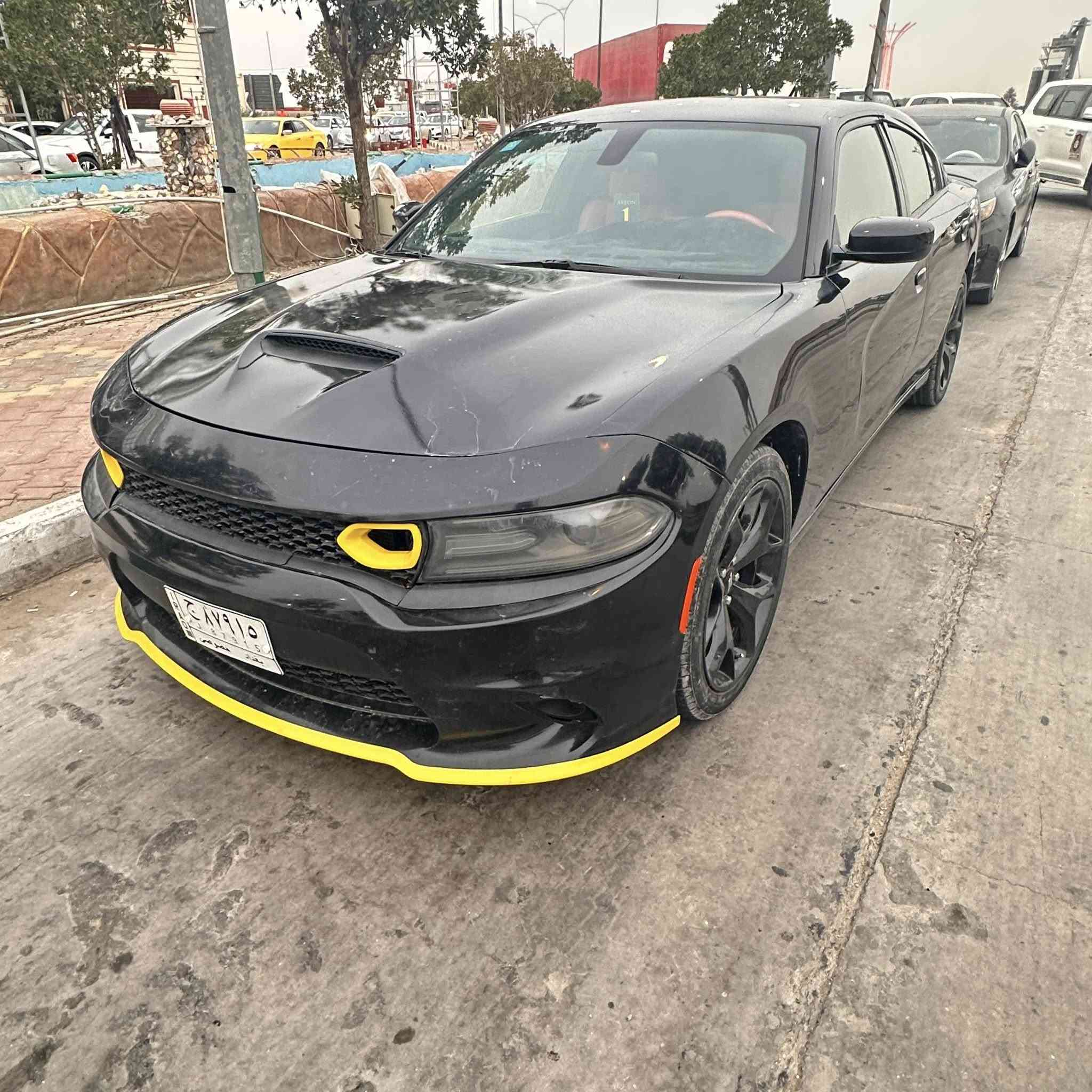 � للبيع او مراوس  🔥
سلام عليكم دوج جارجر موديل ٢٠ 
رقم بغداد سيارة حلوه وجاهزه 
سونار موجود صور حادث ماعدي 
سيارة حلوه سعرها ٢١٠ بيها  مجال
جاملغ وبنيد  مال امريكا
هنا بل عراق انصبغ بيها باب عبري  وجاملغ ثاني 
***********
***********
