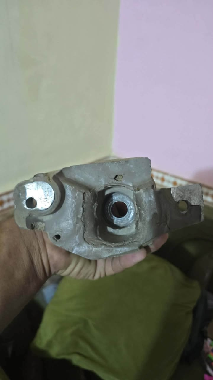 السلام عليكم 
للبيع 
دركه كرونه جديده 
هيه وتحويره تكعد سمند بيجو 
جيب واطبك  
مكاني الدوانيه المركز


**إذا كنت صاحب هذا الإعلان وتريد حذفه لأي سبب، رجاءا أرسل رسالة إلى الدعم الفني**