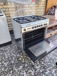 أغراض بيت نضيفة مكاني قرب بوابة الكاضمية ٠٧٨٢٥٠٩٢٠٥٥