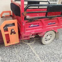 ستوتة شحن للبيع مواصفات الستوتة. /الون احمر /موديل 23 /الحجم متوسط /بط...