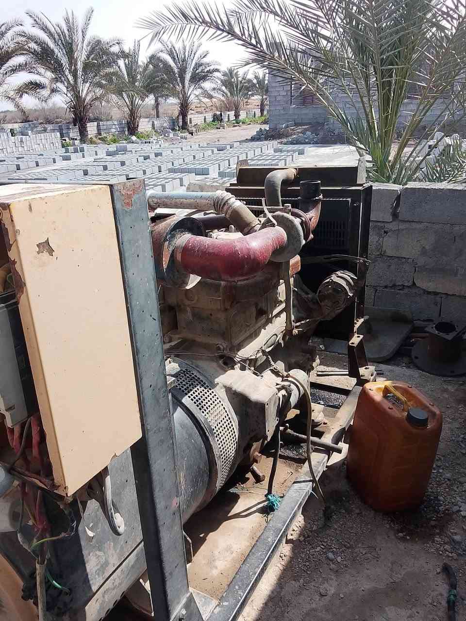 للبيع مولد بيركنز صيني يولد 250انبير بي صرف سعر15ورقه ***********
