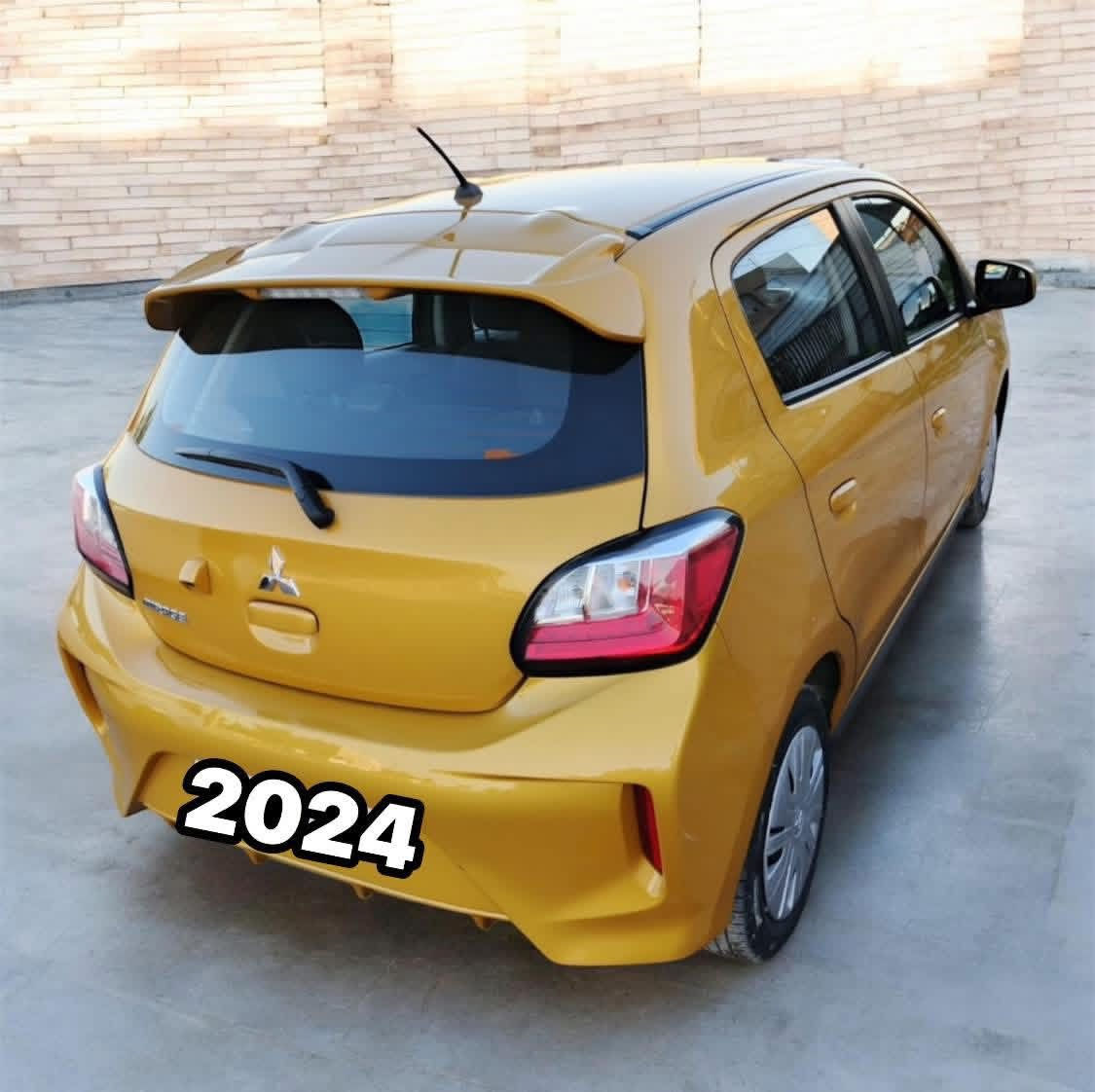 ميراج 2024 رقم بغداد لون ذهبي مميز بدون صبغ ماشية 11 الف مكاني بغداد وللاستفسار ***********
