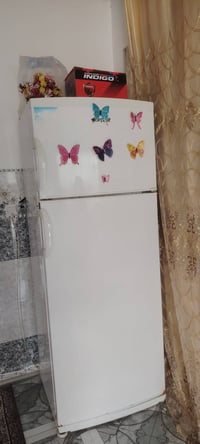 البيع ثلاجه  رقم واحد  السعر 175 وبي مجال الطيبين ، والاستفسار  اتصل ع...