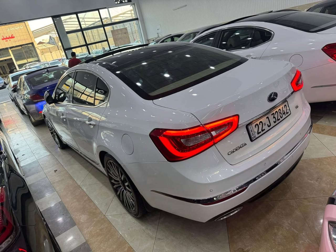 السلام عليكم للبيع او المراوس كيا كادنزه 2014 سته سلندر 3500 خليجي فول الفول ضرر بابين يمين امبدل بلادي نفس الون وجاملغ خلفي صبغ رقم اربيل تحويل ثاني يوم كهرباء تخم تاير تبريد محرك ممفتوح بي برغي لا صوت لا بخار كله شرط سياره شركة جديده مكان السياره تكريت للستفسار ***********
