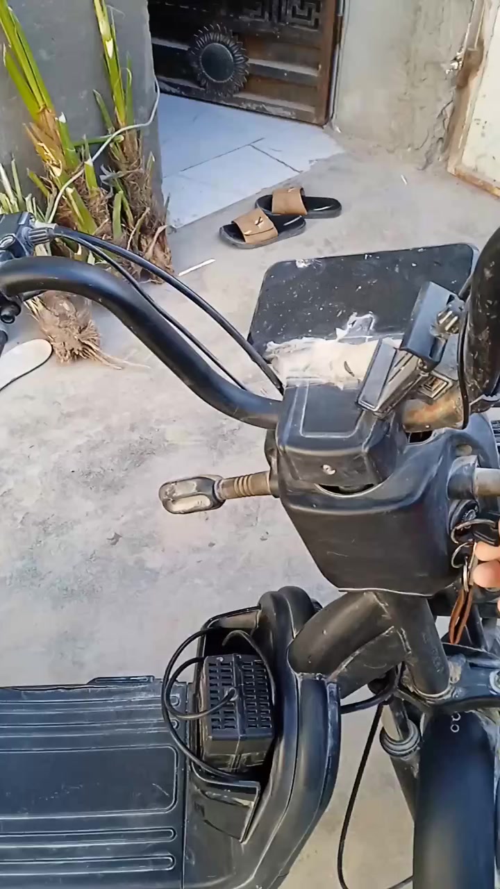 دراجه شحن 5 بطاريات مبدل بيها بطاريات 2 جدد  كدامكم التصوير السعر 255 مكاني البصره الزبير. اي استفسار خاص


**إذا كنت صاحب هذا الإعلان وتريد حذفه لأي سبب، رجاءا أرسل رسالة إلى الدعم الفني**