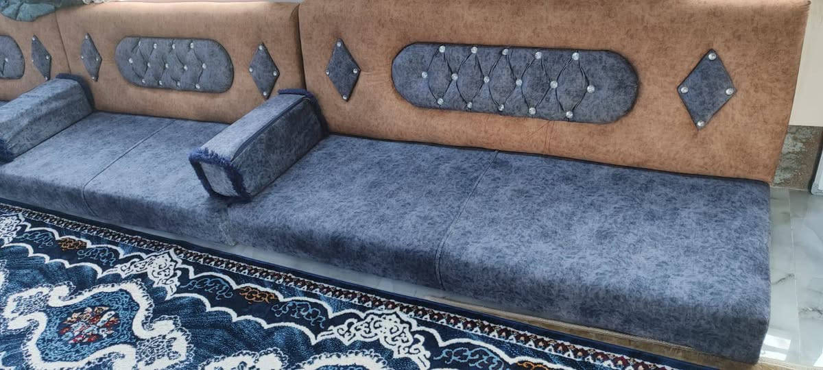 جلسة عربية مستخدم قياس 14 متر كما موضح بالصور
#مكلف_بالنشر

رقم الهاتف ‏‪***********‬‏
