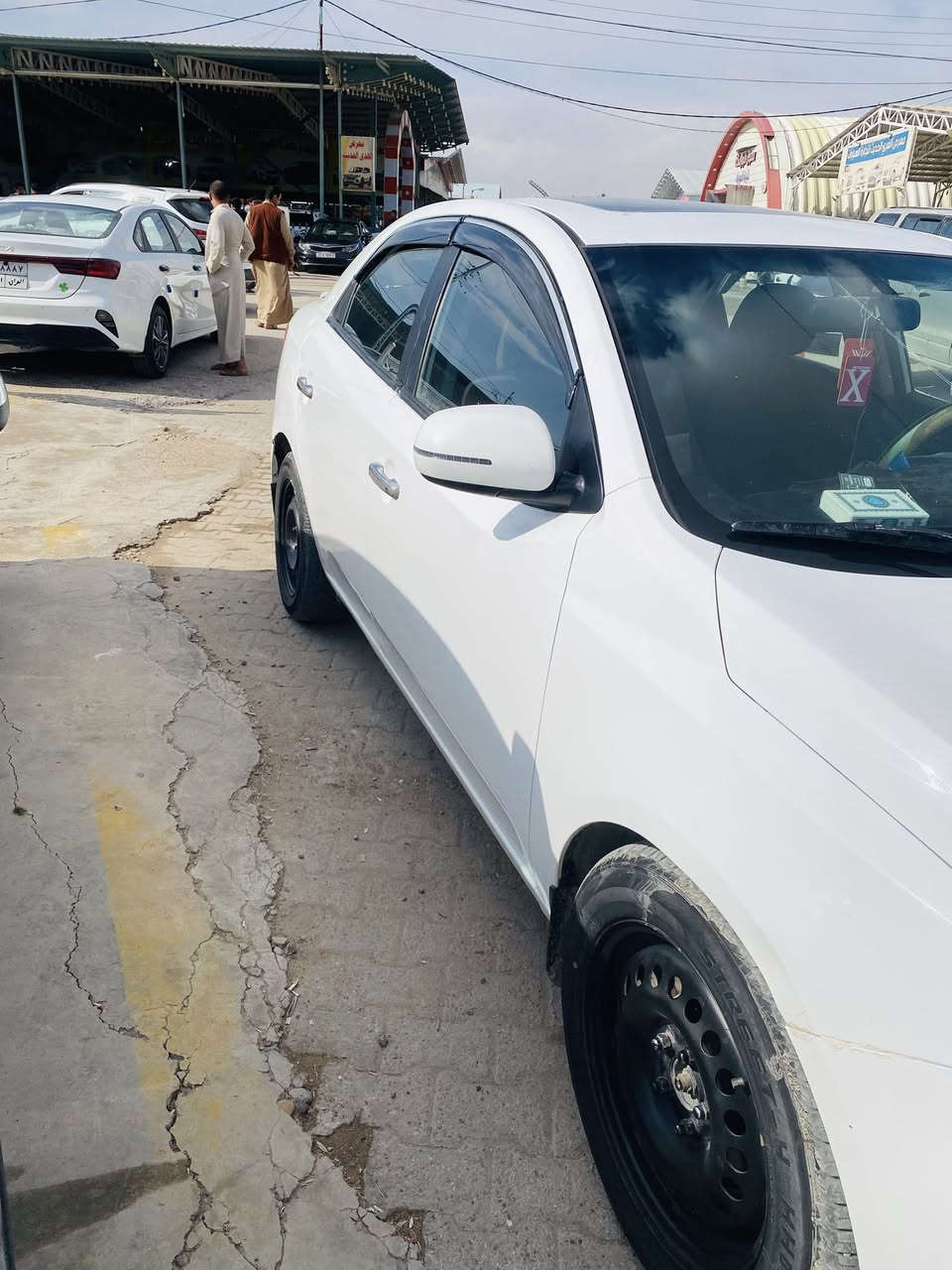 سيراتو موديل 2011خليجي رقم أربيل وكآله وتحويل مضمونه فول مواصفات فتحه فول تحكمات اشاير بلمري حسسات خمسه ويل عادي مكينه 1600دوش المرغوبه بحاله الوكاله ولاصوت ABS /UBS حاكيه بلوتوث داخل ماروني سياره جديده بمعنى الكلمه بيها قطعتين ونص صبغ بدون معجون رش فقط مكفوله من الضربه والتبديل والفتح والصبغ عدا المذكور سياره نصبتها حلوه وبلعافيه على الياخذها جاهزه على اخر حبايه كير ومكينه وتبريد وحداديه وتخم تاير مكفولات السعر 88 رقمي ***********
