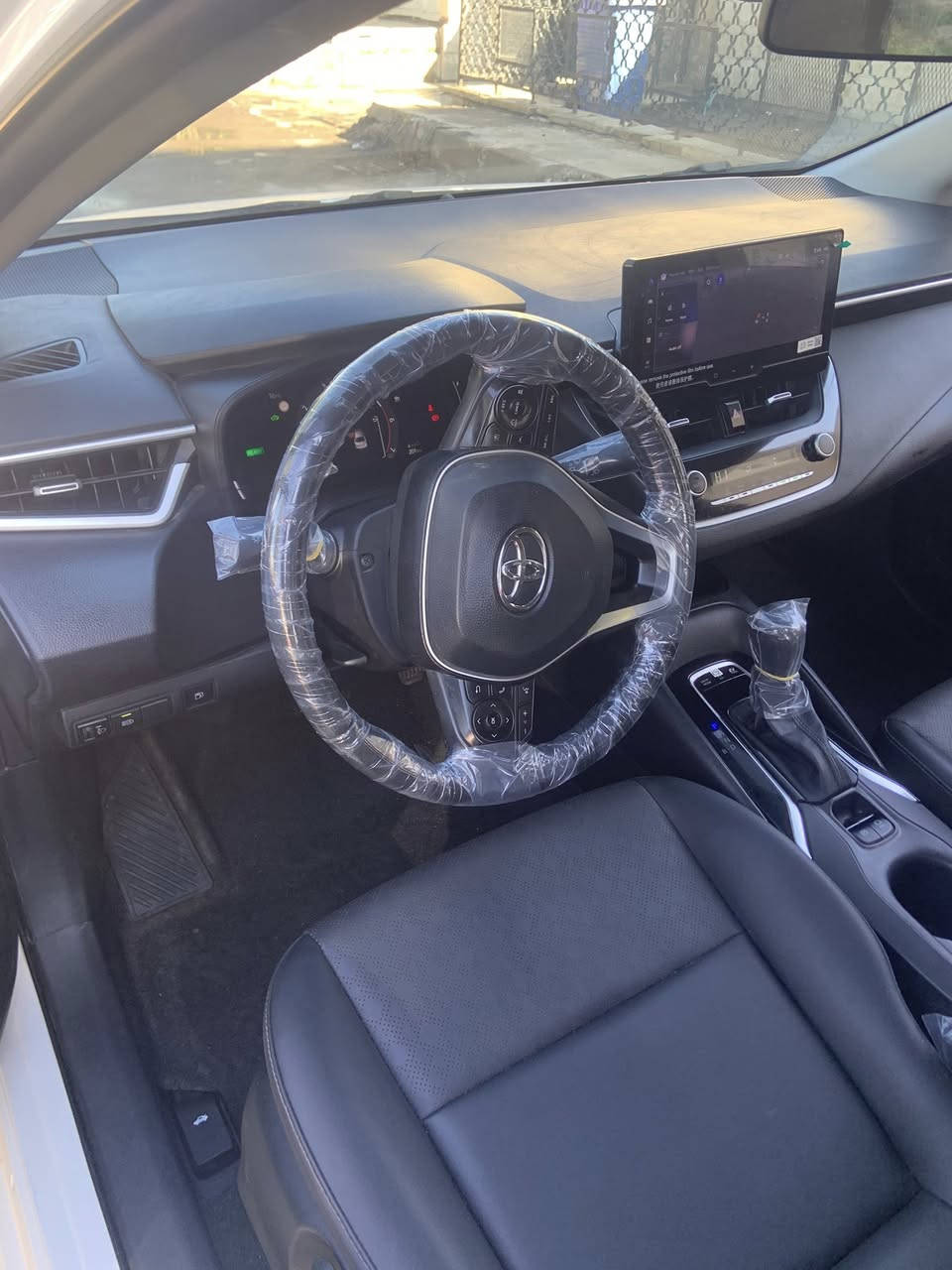 كورولا هايبرد 2025 مرقم بغداد

سيارة نظيفة وجاهزة، شكل خليجي مع كفالة عامة

📌 رقم بغداد وباسمي مباشرة

ماشي 9 الف 

✨ المواصفات (أعلى فئة – فول مواصفات):

✔️ فتحة سقف سلايد روف

✔️ رادار

✔️ بصمة تشغيل عدد 2

✔️ داشبورد ديجيتال

✔️ مقاعد جلد سواد 

✔️ كاميرا خلفية

✔️ شاشة مع تبريد

✔️ تبريد مقاعد قطعتين

✔️ هاند بريك كهربائي

✔️ نظام مانع الانزلاق

‏✔️ Auto Hold

✔️ إشارات في المرايا الجانبية
***********
📍 العنوان: بغداد
