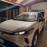 للبيع كورلا كروز موديل 2026 زيروو  رقم بغداد تفع 300 ألف بلمرور وشد لو...