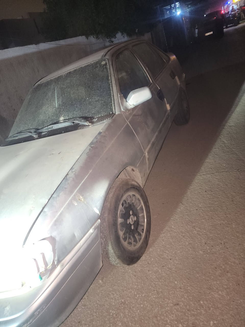 السلام عليكم للبيع دايو لمنز 93 مكينه 1600 خير من الله لا تبخير ولا تنقيص سنويه بسمي داخله هزه جديد صدر جديد رقم انكليزي ديالى غرفتها حلوه نقصها بس زوج تاير مكاني بغداد الدورة سعر 20 بيها مجال 
*********** 
***********واتساب
