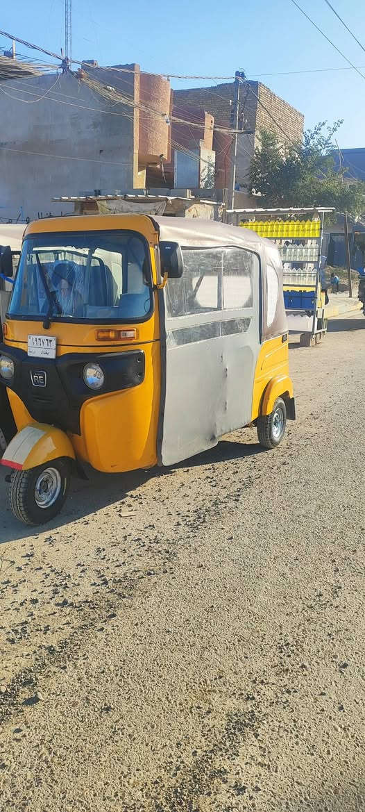 يا الله سلام عليكم تكاتك 2 موديل 22 ثنينهن وحده بسم ابن عمي 
وحده مكينه ما مفتوحه وحده بوشه وبستم السعر 8ونص لا تعامل بل تلفون ما عندي قفل تعال كلب ياهي تعجبك عيوني شلعهه مكاني بغداد مدينه صدر حي طارق شيشان شارع المدارس 

***********
