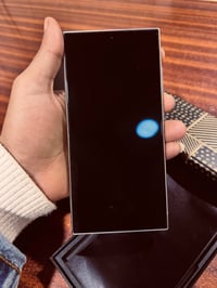 S24 الترا ٢٥٦ • تيتانيوم • ضمان سنة