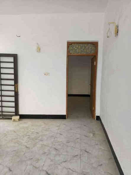 🏠 بيت 50 متر بسعر 19 مليون فقط 

مرقم من البلدية + إقرار محكمه بأسمك ✨

🏗️ البناء: درجة أولى
🔹 صب كونكريت
🔹 طابوق جمهوري
🔹 أرضيات بورسلين
🔹 جدران سيراميك
📌 يحتوي على:

* غرفة
* صالة
* مطبخ
* صحيات

📄 الطابو: زراعي + إقرار محكمه بأسمك  

🌏العنوان //شارع الصب مقابيل قرية الغدير عمود 276

كافة الخدمات متوفرة / مدارس حكوميه ماء ، كهرباء ،  مولد ، نت ضوئي،  سوق قريب 

📞 للاستفسار اكثر
أتصال +وتساب. ***********
