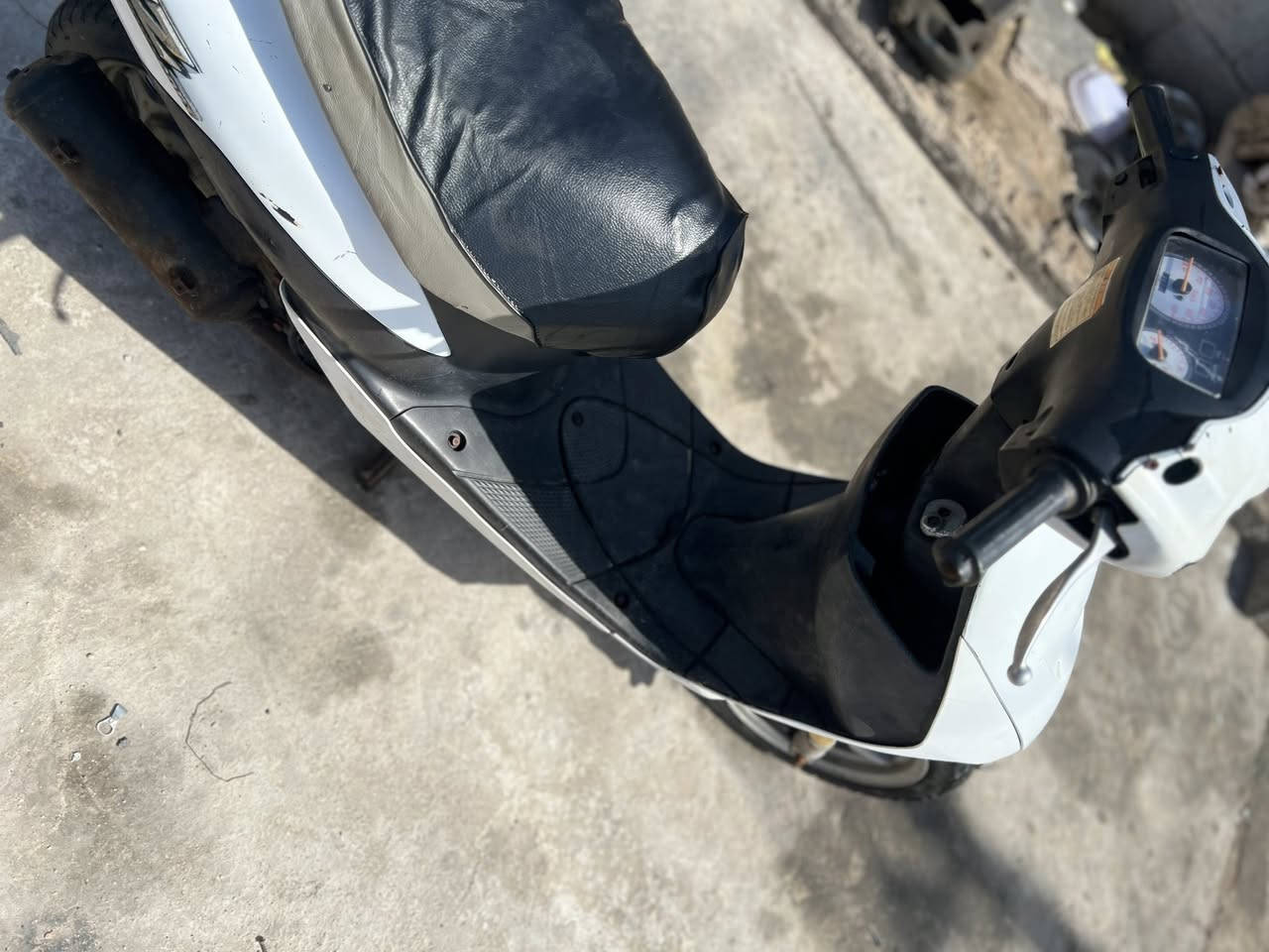 سلام عليكم دراجة جبلية مكينتها حلوة جديدة مكينة ما مفتوحة دراجة دقت هدر كهربائيات كلها بسوس باتري مكاني بصره السعر
***********@150
