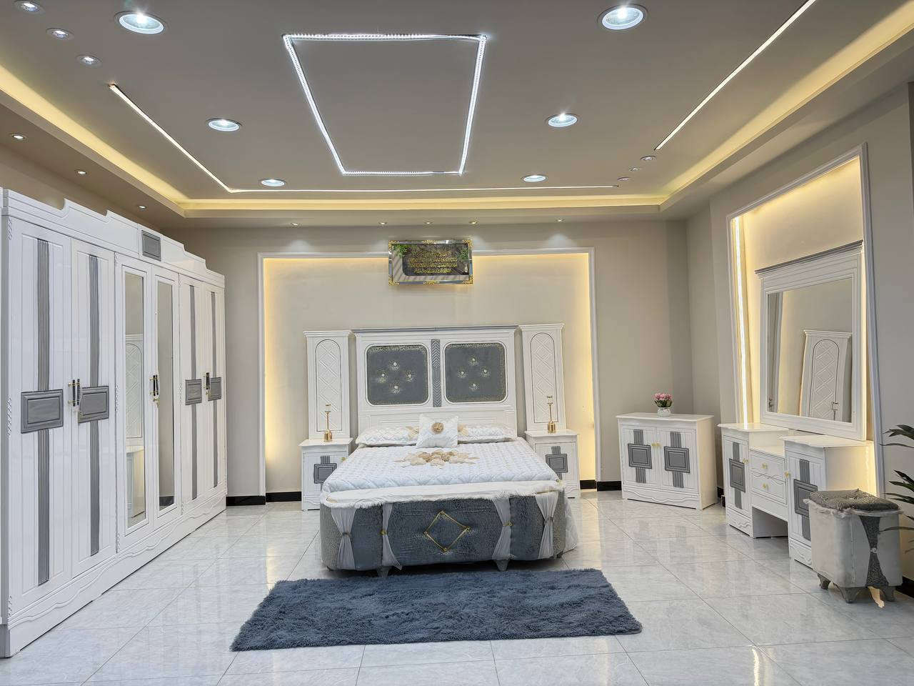 📢  تحية طيبة متابعين الكرام
🚛 خدمة توصيل متوفرة لجميع محافظات العراق
🔅تفاصيل الغرفة المرمري  ....
 خارج ٤ملم ام دي اف 🔺
وداخل معاكس ٣ملم 
صبغ حراري  درجة اولى 

عدد القطع  ٧ قطع 😍
🔺1 //جرباية  قياس  ١٦٠ × ٢٠٠ 
🔺//ميز جانبي ايسر قياس ٥٠
🔺2// وميز  جانبي  قياس ٥٠
🔺3// زاوية ارتفاع مترين عرض ٨٠
🔺4// وميز بلازمه  
🔺5//وميز مراية ارتفاع مترين عرض ١٢٠
🔺6// وكنتور ٦ باب  ارتفاع مترين و١٥ طول ٣ متر و١٥
القطعه الثامنة حسب الطلب شازلون
📞 للحجز والاستفسار:
راسلونا على الصفحة الرئيسية.
يوجد توصيل لكافة محافظات العراق.


**إذا كنت صاحب هذا الإعلان وتريد حذفه لأي سبب، رجاءا أرسل رسالة إلى الدعم الفني**