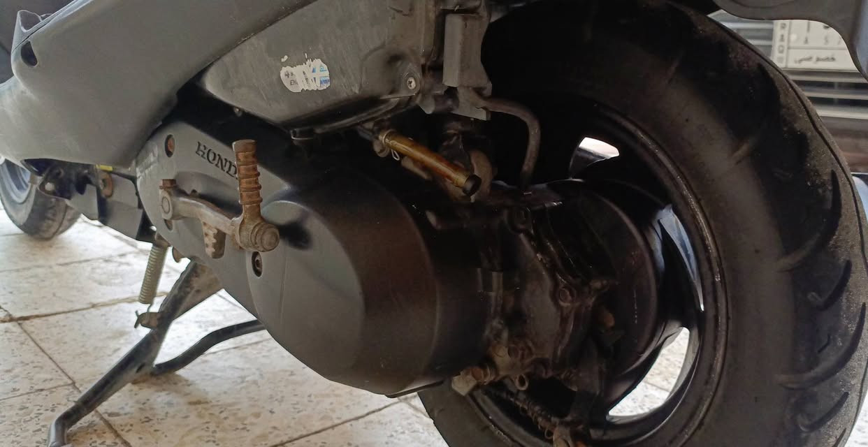 سلام عليكم 
سبيسي ياباني
دراجه نضيفه كلش
المكينه مفتوحه ناعمه كلش
 كهربائيّة كله شغاله نكره سلف 
كفرات كله مختم 
دراجه كامله خير من الله 
سعر // 600 وبيه مجال 
عنوان// واسط قضاء الحي
رقم // *********** بي واتساب
