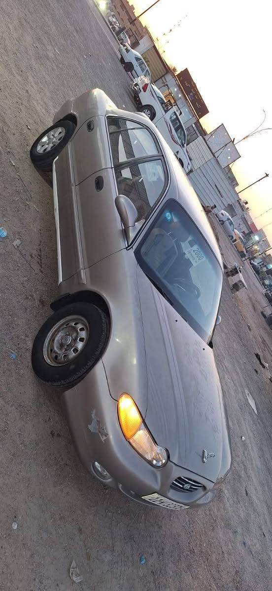 سوناتا 3 موديل 2000
كير قبل اسبوع بدلته مال قطع
 ومحرك بلادي نشط 1800مكفولات 
درايم شفتات مال قطع جديد 
مصبوغه حزام جماليه بيه معجون بسيط 
كهربائيات شغاله تدفئه شغاله تبريد كمبريسر وغاز 
لايت عالي ناصي شغال 
رقم بغداد سنويه لحد 2029بأسمي 
تحويل ثاني يوم..... 
سعر 48 وبيه مجال بسيط 
جماعة 45 وجوه لحد يتصل ونزل بسعر رجاءاً
الشراي يتصل.. ***********
