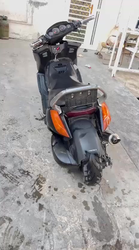 سازوكي كمه مكينه 250سي سي دراجة ما بيها ﭑييہ نقص بس كفرات كلشي كامل شلعه و معدل و كلشي ما بيها نقص السعر 11 و بيها مجال.  ومراوي حسب القناعه بسيط للتواصل واتساب و رصيد ***********
