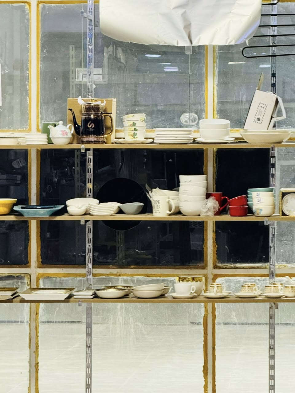 السلام عليكم رفوف MDF الطول244 والعرض 30cm عدد 12 رف و9 مساطر سعر 150

***********

***********
