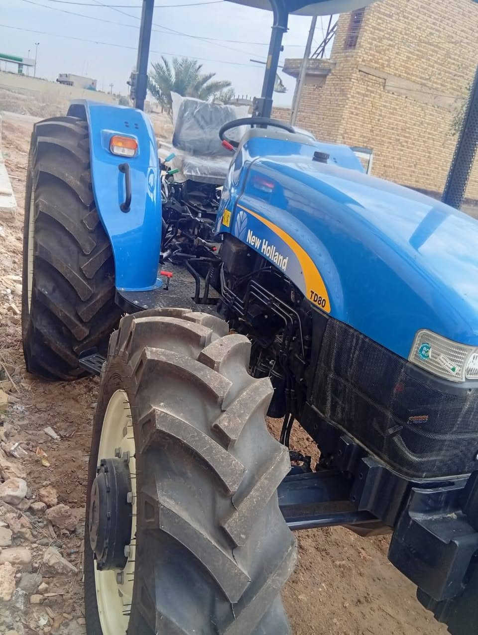 نيو هولند  للبيع موديل 2025 استلام جديد. لمعرفه التفاصيل اتصل على الرقم  . ***********  ..  مكانه الديوانيه.  .
