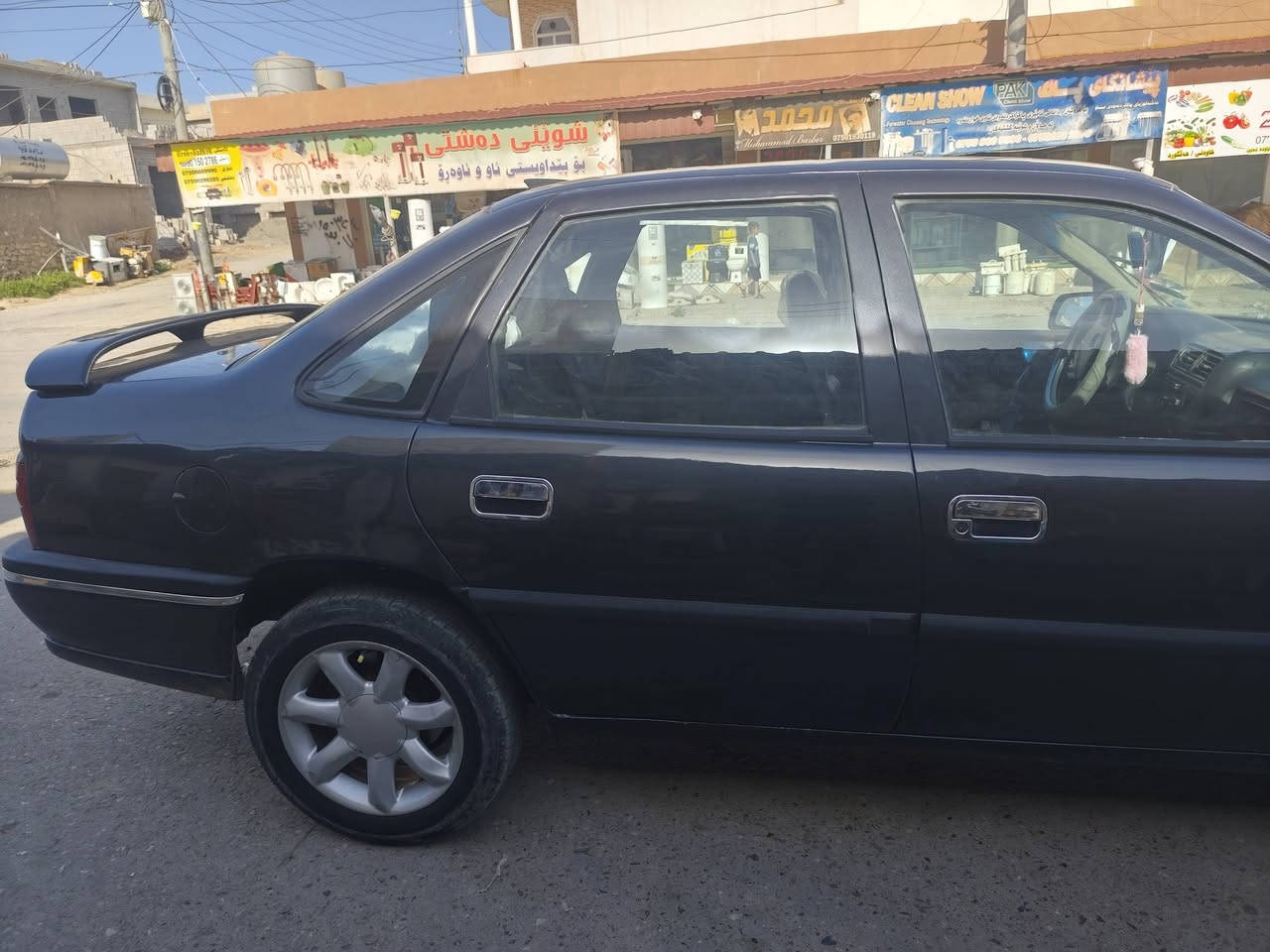 ئۆپڵ ڤێکترا بۆفرۆشتن مۆدیل ١٩٩٢
رەقەم سلێمانیە سەنەوی بەسەرچوە سەیارەکە خاوێنە توند تۆڵە
بەناوکردن و براوە غەرامە و گێر و مەکینەی بەشەرتە ؟
ئەوەی موشتەریە با تەلەفۆنم بۆ بکات ***********
شوێن/ کۆیە 
نرخی /٣٨ کەمێک مەجال 
گێر تۆماتیک
