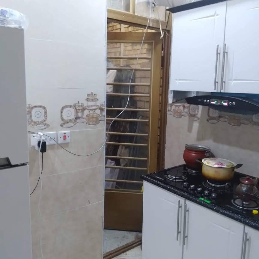 السلام عليكم
#الدار_للبيع في الدوره موقعه بين شارع 60 والصحه
زراعي سند 25
بناء طابقين (صاله.. ومطبخ. وصحيات. وغرف منام عدد٢. وبيتونه)
 مساحته 50 متر
واجهه 5 ونزال 10
السعر المطلوب 90 مليون وقابل للتفاوض ان شاء الله
والاستفسار التواصل ع الأرقام مكتب
***********اتصال
*********** اتصال واتساب
