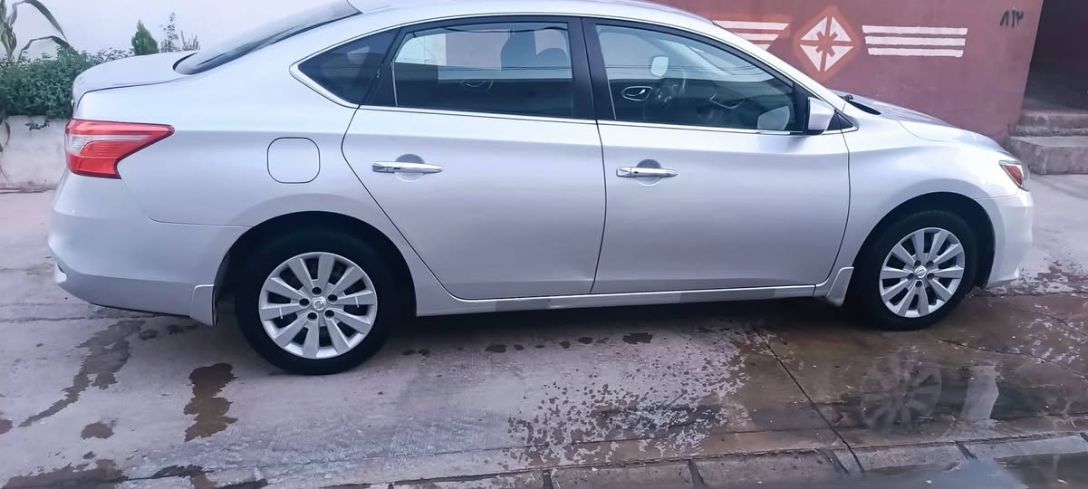 سێنترال ٢٠١٧ sv خاوەنی ***********
سیارەی ماڵەوەیە خاوێنە توندوتۆڵە
نیو چاملغ و دەرگای سیاق بۆیاغە
گێڕو مەکینە بەشەرت 
کوشن هیتەر ، ABS
تەنها ئەوەندەی لە ڕەسمەکەدا دیارە ساردەکوتی هەیە، هیچ قەپ و قۆپی تری نیە. رانية, السليمانية
