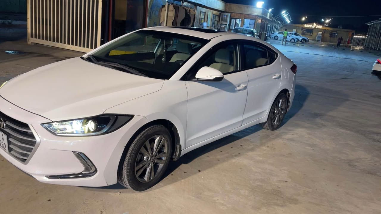 السلام عليكم
 النترا 2018 خليجي 
مكفوله كفاله عامه 
فتحه
شاشه 
كامره
محرك 2000دوش 
السياره حلوه و مرتبه وعلى ايدي 
مكاني زيونه
السعر اتصل ودلل 
لا خاص ولا تعليقات 
*********** بغداد, العراق
