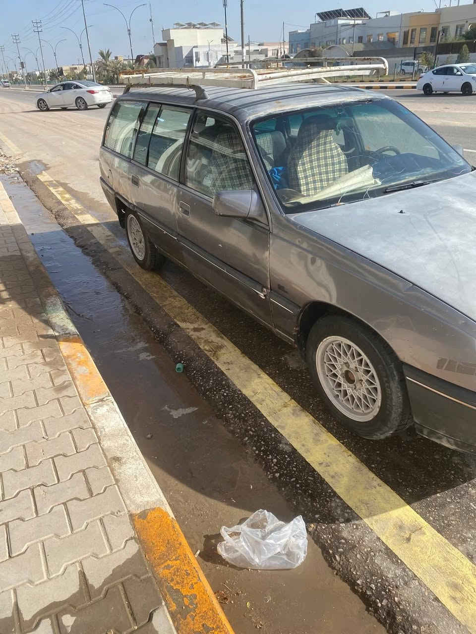 سلام عليكم أوبل اوميكا استيشن موديل 1989 السياره الكشر كدام العين السياره بسمي مداور ثاني يوم سنويه ساقطه من 2018 السياره مال شغل السعر 21 بيها مجال للبيع أو مراوس 
مكاني نجف ملحق قريه الغدير الاستفسار اكثر اتصل   رقمها نجف

***********
