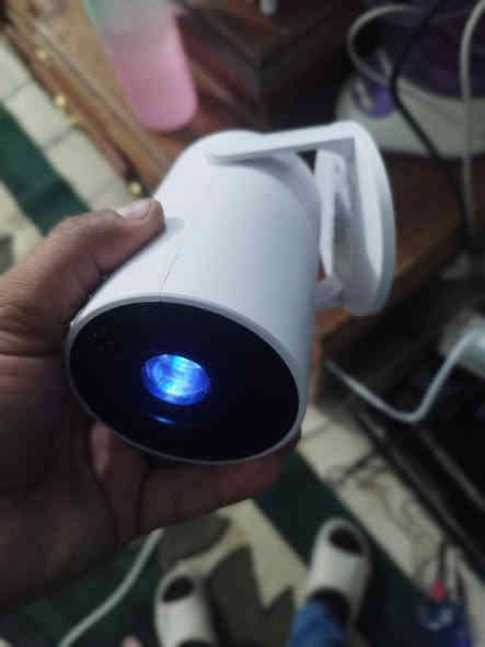 سلام عليكم داتا شو  ماركة ms  واي فاي كلشي موضح بصوره 
اجة كارتونه واير تشغيل فقط بدون ريمونت الي تفيده ينطي سعر وبعافيه 
توصيل متوفر 5 الف جميع محافظات 
*********** واتس اب
