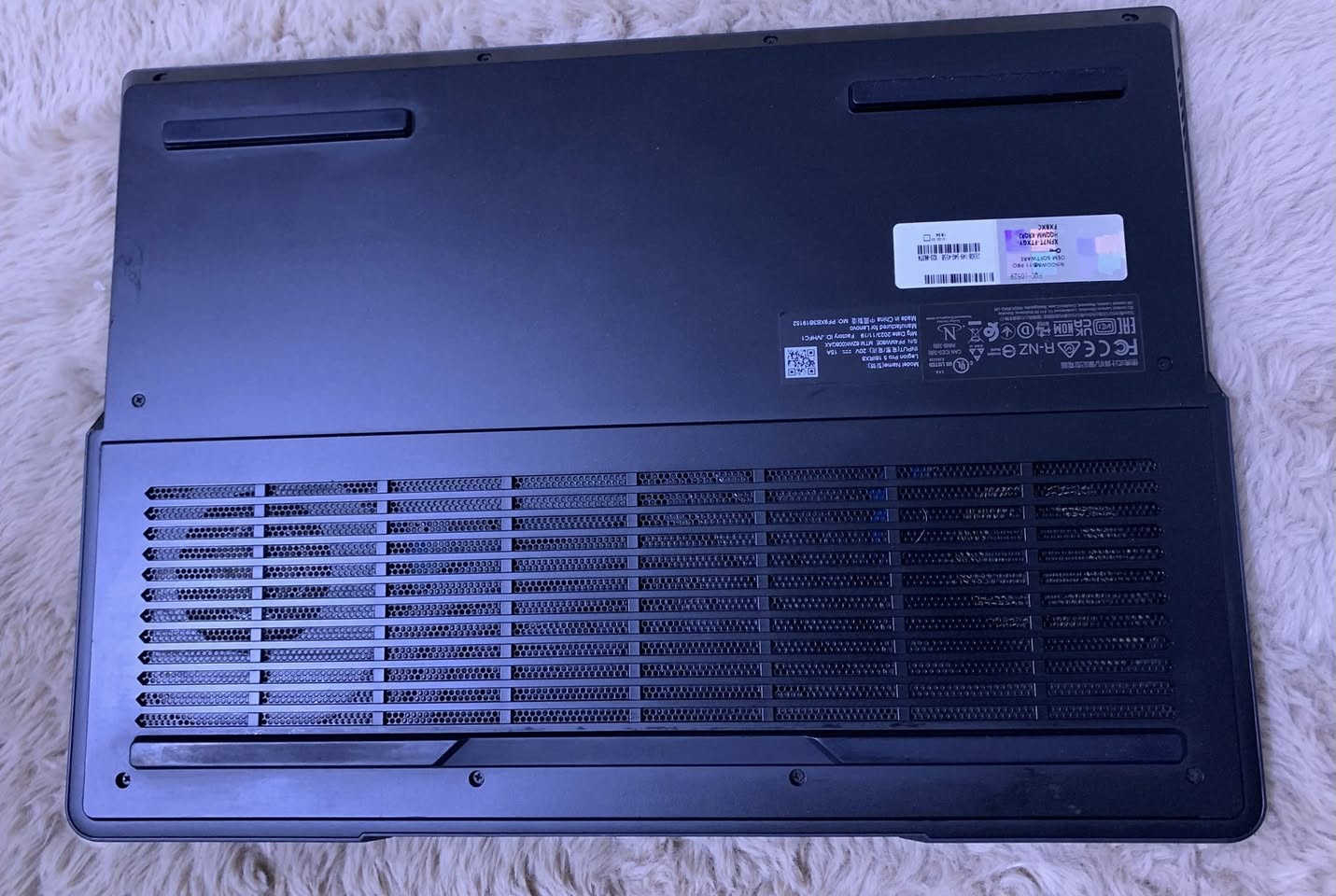 سلام عليكم ..
لابتوب كيمنك ( LENOVO LEGION )  
المواصفات /  i7 14
RTX 4060 Ti
Ram 32
hard 1t

الشاشة / 2k 
240 Hz
جداً سلسله ب العاب القوية و وضوح كلش حلو وكلشي موضح بلمواصفات 

السعر / 2,000,000 وبي مجال للشراي ، مكاني بغداد 
للتواصل رقم موبايل او واتساب ***********
