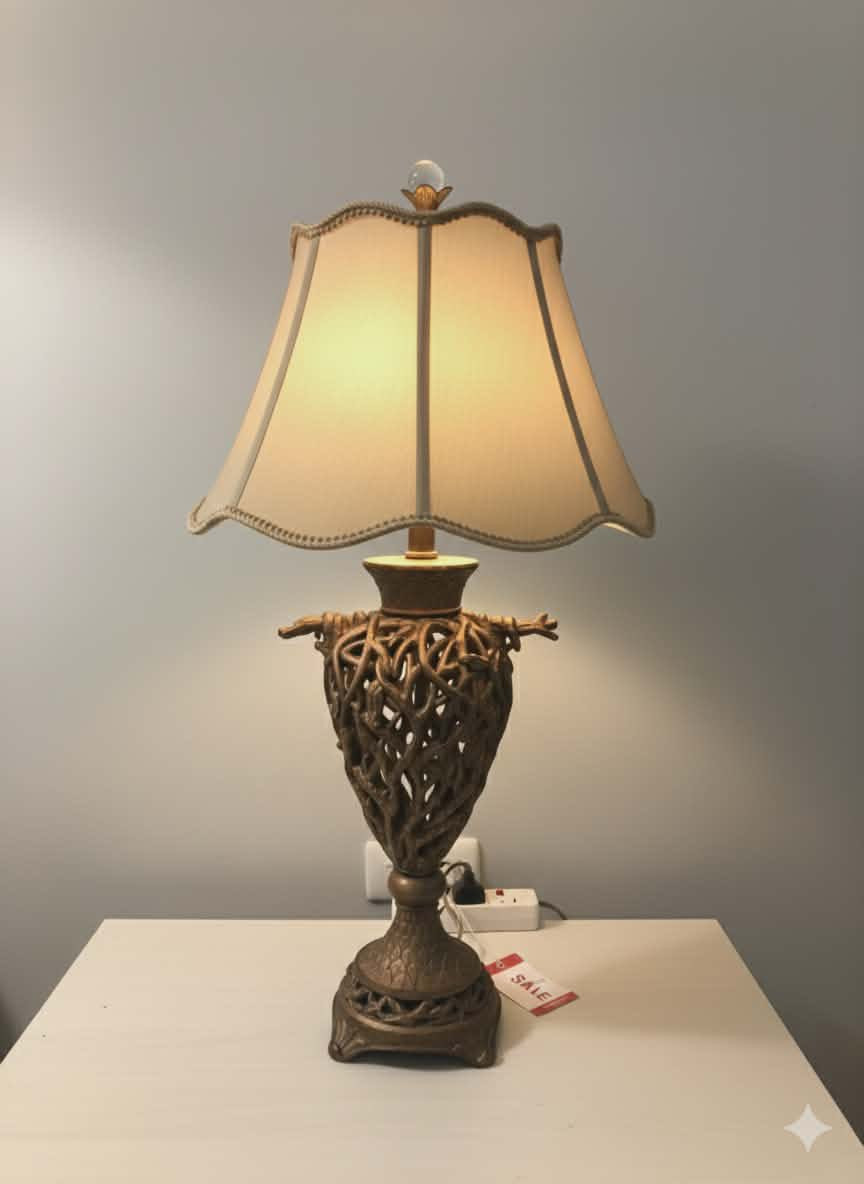 تيبل  لامب انتيك ريزين حجم كبير ارتفاع حوالي 90 سم مع تيبل لامب خشب انتيك صناعة يدوية بالكامل ارتفاع 90 سم حبات من النوادر وبحاله اكثر من ممتازه للمهتمين فقط التواصل خاص او عالرقم 0796195550


**إذا كنت صاحب هذا الإعلان وتريد حذفه لأي سبب، رجاءا أرسل رسالة إلى الدعم الفني**