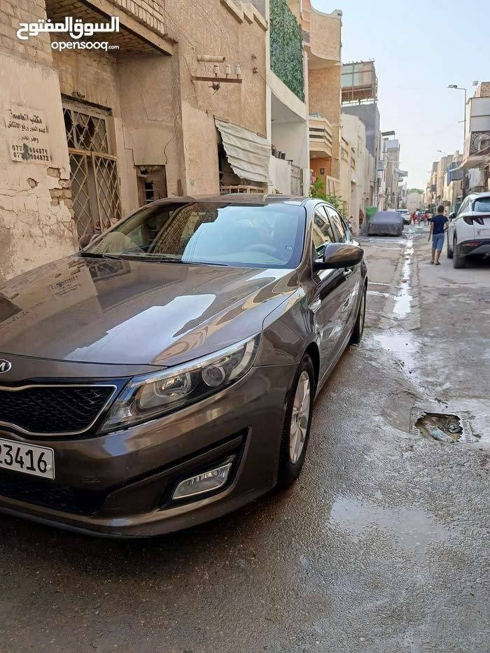 كيا اوبتيما موديل 2015 خليجي محرك 2000 بيها قطعتين صبغ باب خلفي وجاملغ امامي بدون دواخل سيارة حلوة داخلها نظيف جدا تبريد ممتاز سعر 117 وبي مجال مكان السيارة بغداد للتواصل *********** -
***********
