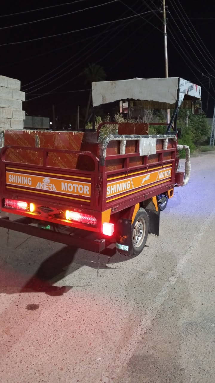من رخصة الادمن ستوتة نظيفة للبيع
السعر 2550000 وبيها مجال المكان الصوفية 
التواصل ع الخاص او ع رقم الموبايل ‏‪***********‬‏
