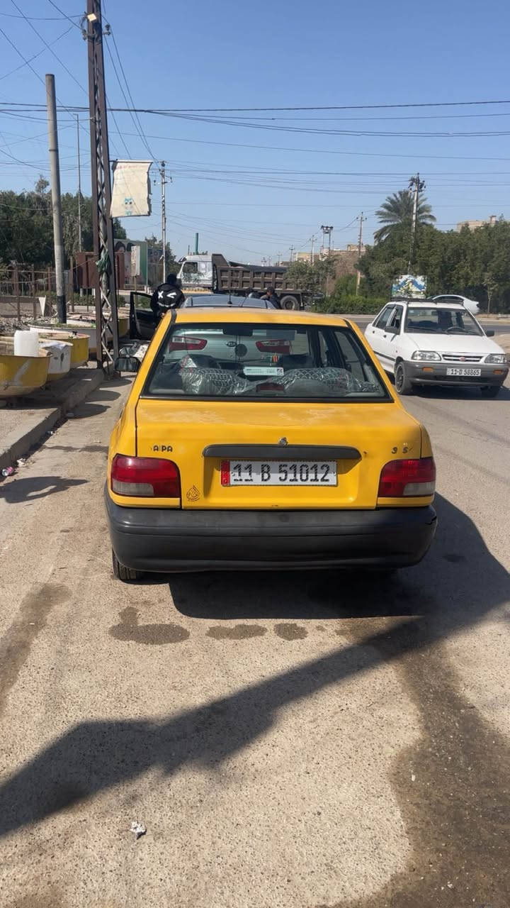 سايبة 2012 رقم انكليزي تحويل مباشر غرامات مصفرة 
سيارة جاهزة حدادية تايرات جدد كير مكينة جديد شواصي معمرة تعمير درجة اولى تبريد نقصة بس غاز سيارة ما ناقصها اي شي تشغل و تطلع مكان حي الجامعة شارع 66 قرب اسواق الريان للاستفسار *********** بغداد, العراق
