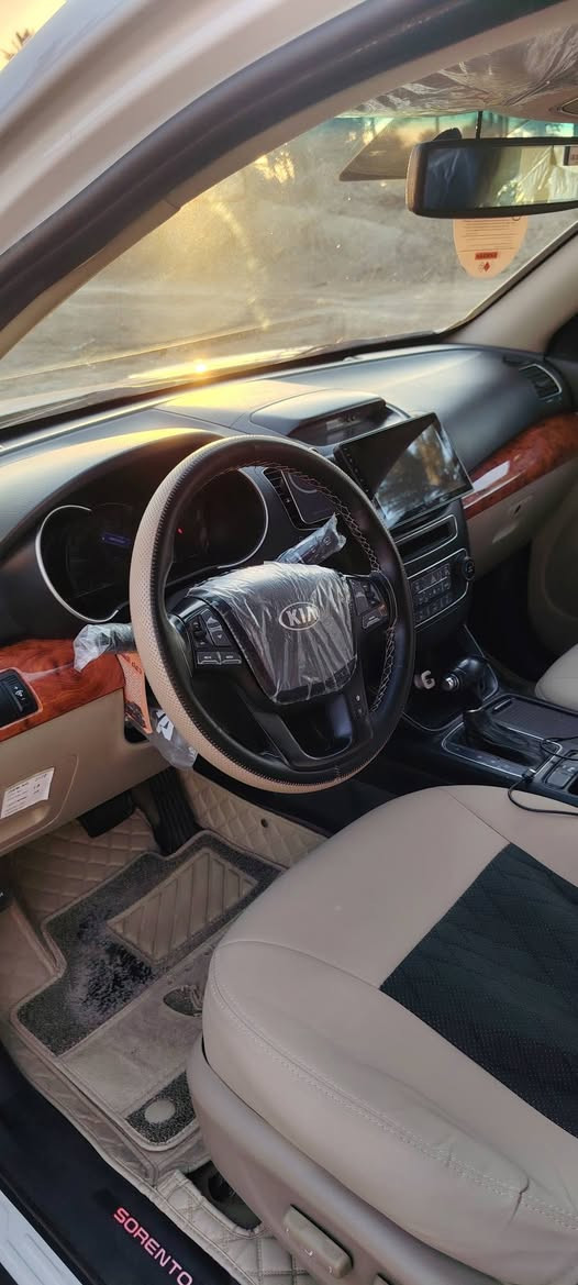 السلام عليكم.. سورنتو ٢٠١٥ خليجي 6 سلندر ماشيه ١٢٠ و قابله للزياده مكاني الديوانية كفاله عامه ب اسمي الرقم  بغداد الدولي  التواصل ***********
