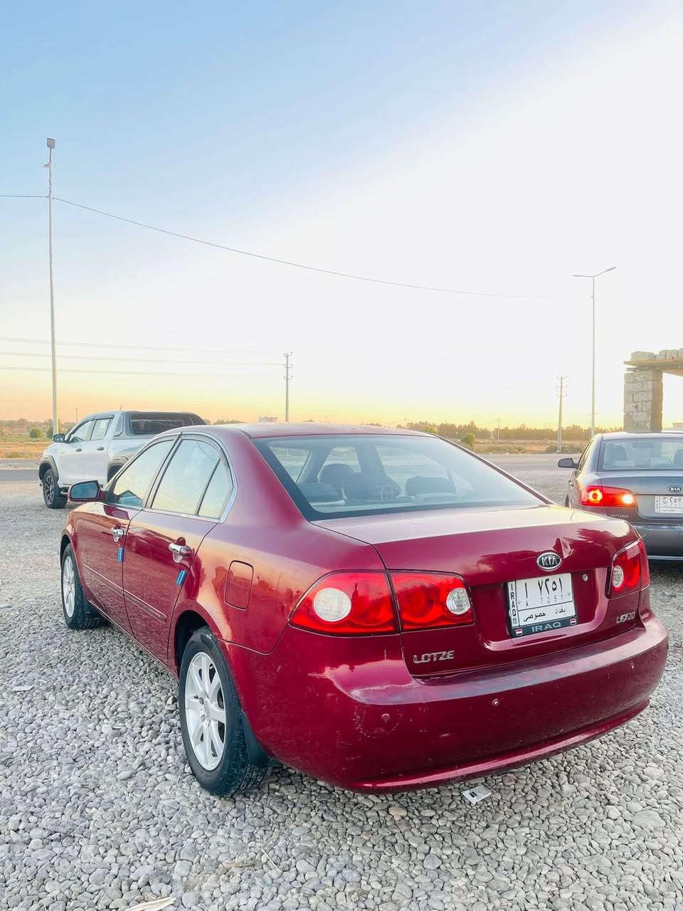 كيا اوبتيما 2008 امريكي 2400 
دووش 5 نمر كير محرك حداديه تخم تاير تبريد تدفئه كامله لسياره 
مكاني بابل الشوملي السعر 88
***********
