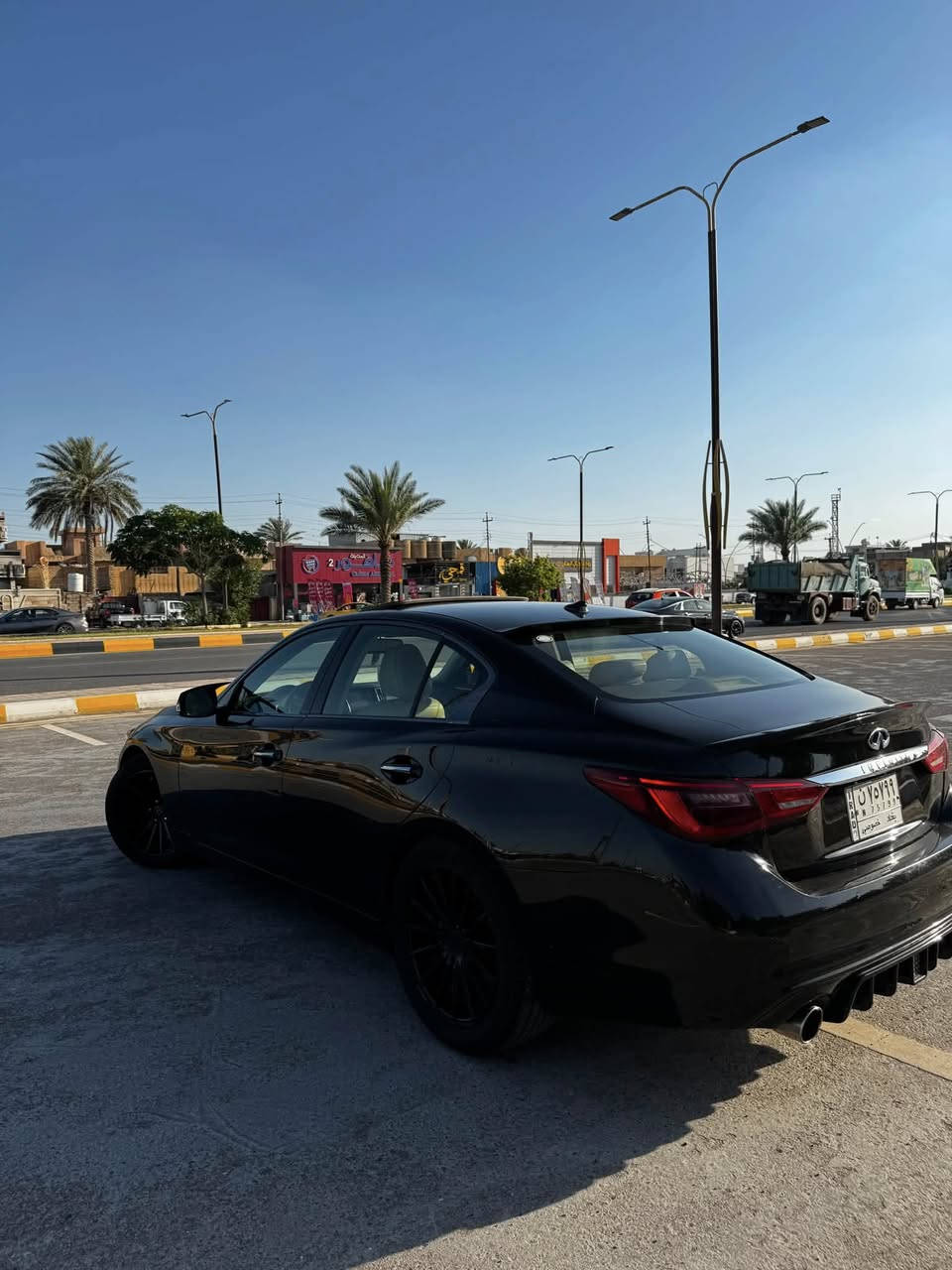 🔰 انفنتي Q50 2018
 
🟠 المواصفات 
• رياضية
• ⁠حادث داعميات فقط
• ⁠6 سلندر 3000 سي سي توين تيربو 300 حصان
• ⁠ماشية 131 الف كيلو متر قابل للزيادة 
• ⁠تبريد قطعتين 
• ⁠كراسي كهرباء امامي تدفئة
• ⁠شاشتين
• ⁠كامره خلفية دوارة 
• ⁠دخول ذكي
• ⁠فتحة سقف
• ⁠بصمة تشغيل 
• ⁠تشغيل عن بعد 

📍مكان السيارة الفلوجه

☎️ رقم السيارة بغداد رقم مميز 
***********
